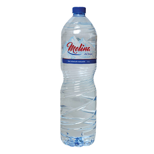 3 fardeaux d''eau minérale