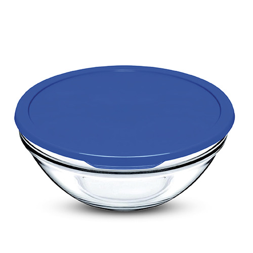 Saladier en verre avec couvercle en plastique